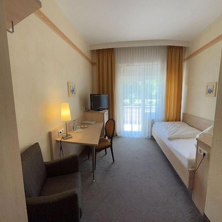 Kurhotel Haus Am Park Erwitte ภายนอก รูปภาพ