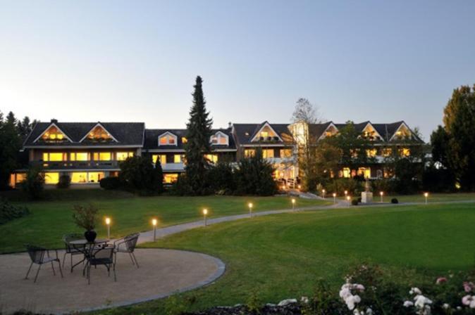 Kurhotel Haus Am Park Erwitte ภายนอก รูปภาพ
